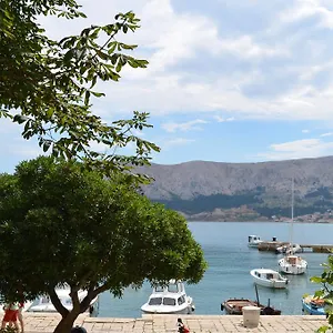 Lora Apartment Baška